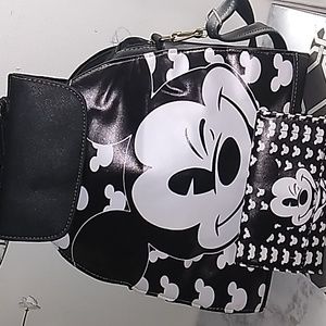 Pretty backpack set🤍🖤🎒